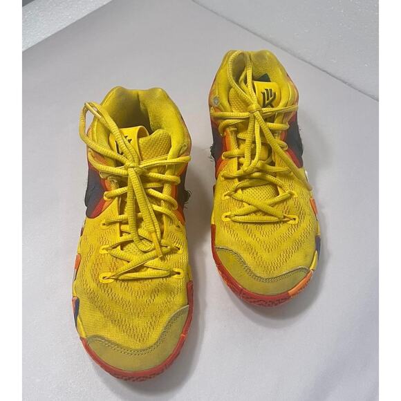 Nike Kyrie 4 70s Decades Pack Yellow Basketball Shoes US 4Y 943807-700 - Picture 3 of 10